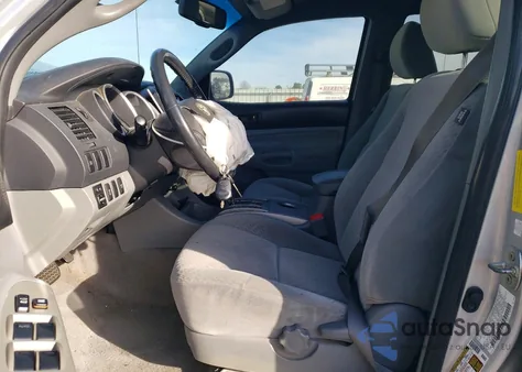 2010 Toyota Tacoma Double Cab Prerunner z USA, uszkodzony, nr VIN 3TMJU4GN6AM098919